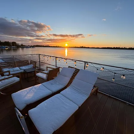 Na Wodzie - Houseboat -sauna, Taras Na Dachu, Dwie Sypialnie 公寓 Mikołajki