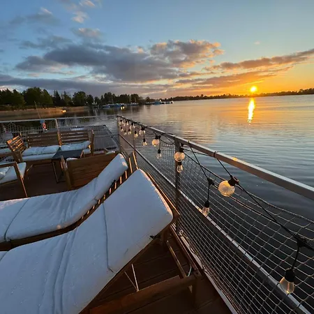 Na Wodzie - Houseboat -sauna, Taras Na Dachu, Dwie Sypialnie شقة *